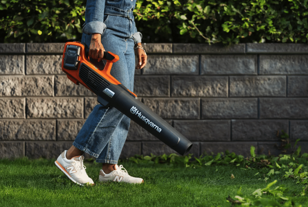 Husqvarna 122iB med batteri og oplader